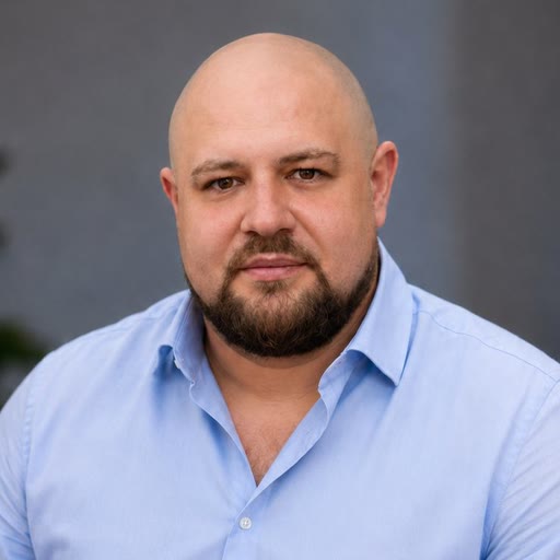 Alex, Gründer von Floxio